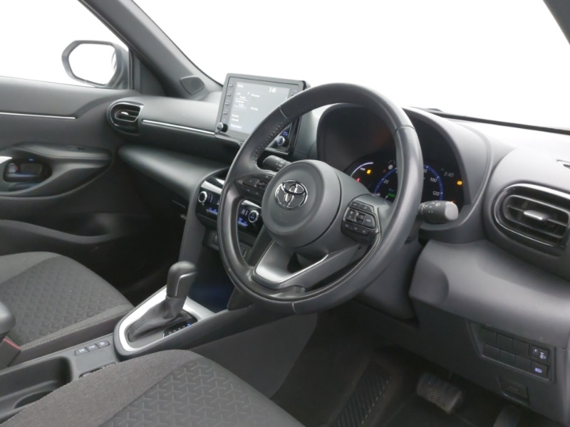 Used Toyota Yaris Cross 2023 for sale - 76771499: Photo 12