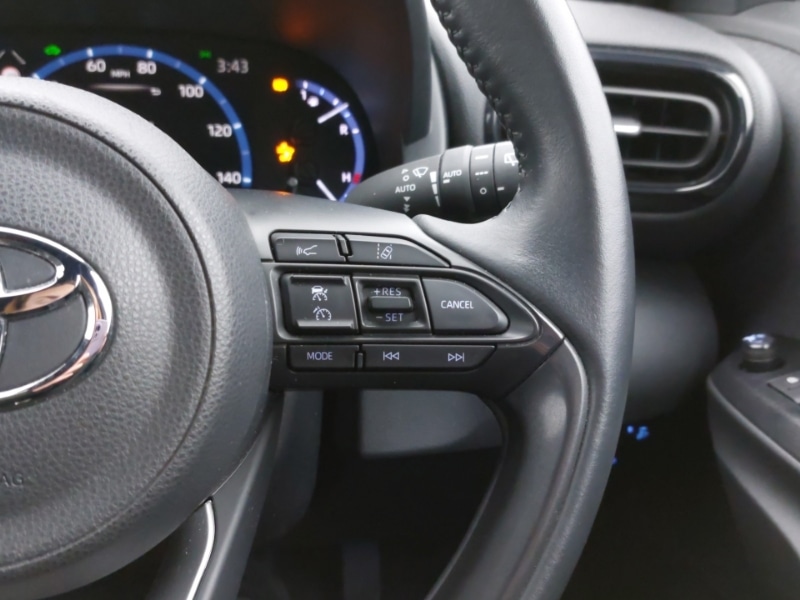 Used Toyota Yaris Cross 2023 for sale - 76771499: Photo 18