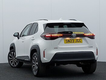 Used Toyota Yaris Cross 2023 for sale - 76771499: Photo