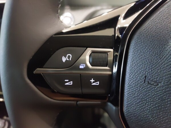 Used Peugeot 208 2025 for sale - 75285239: Photo 15