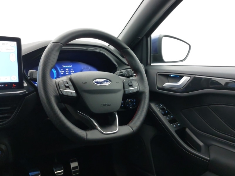 Used Ford Focus 2023 for sale - 78147475: Photo 10