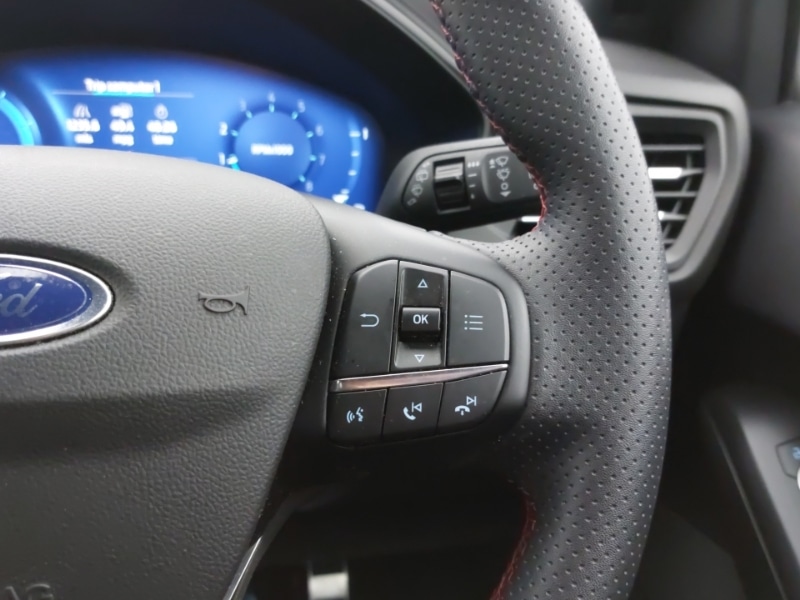 Used Ford Focus 2023 for sale - 78147475: Photo 18