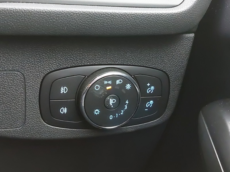 Used Ford Focus 2023 for sale - 78147475: Photo 19