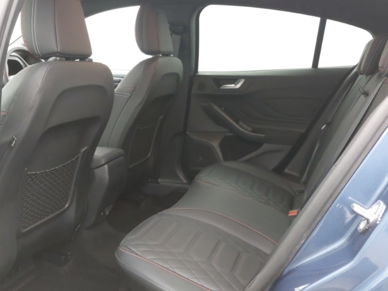 Used Ford Focus 2023 for sale - 78147475: Photo 6