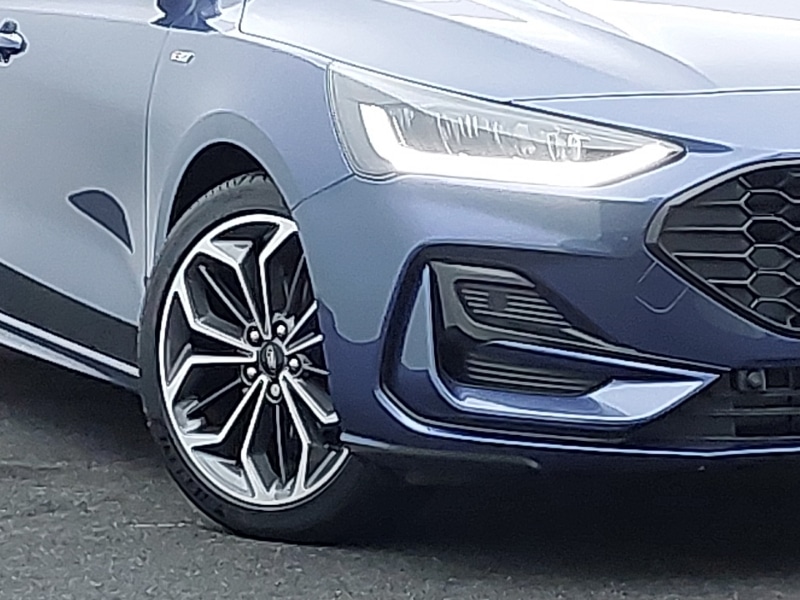 Used Ford Focus 2023 for sale - 78147475: Photo 9