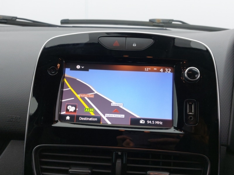 Used Renault Clio 2018 for sale - 77223857: Photo 11