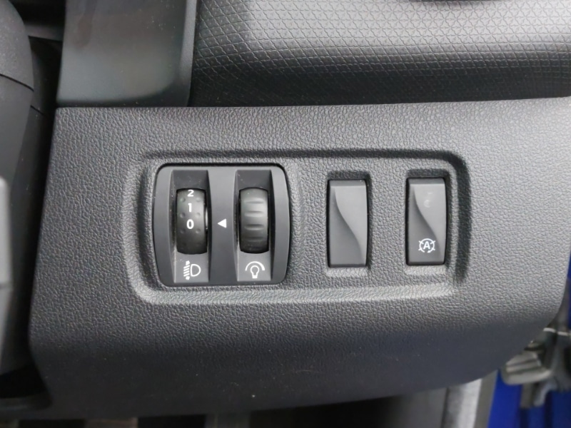 Used Renault Clio 2018 for sale - 77223857: Photo 18