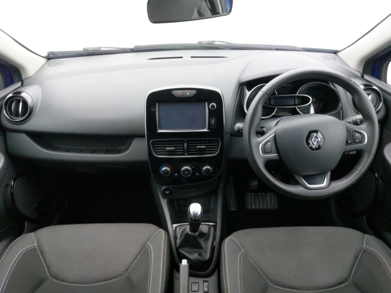 Used Renault Clio 2018 for sale - 77223857: Photo 2