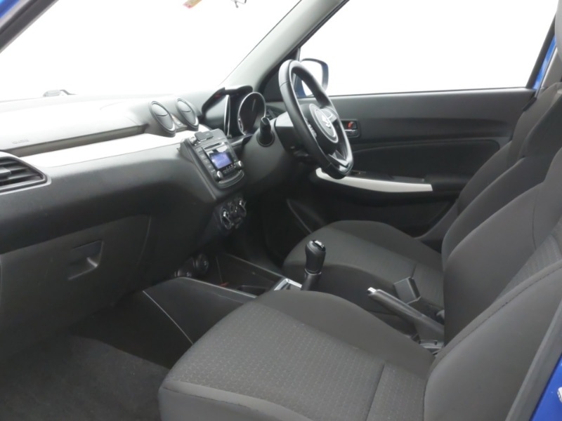 Used Suzuki Swift 2020 for sale - 77418829: Photo 5