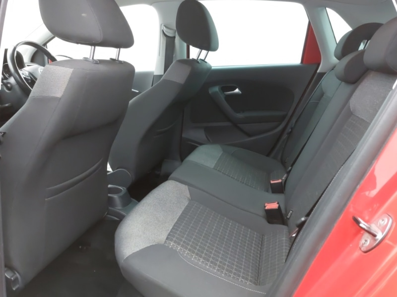 Used Volkswagen Polo 2017 for sale - 76414709: Photo 6