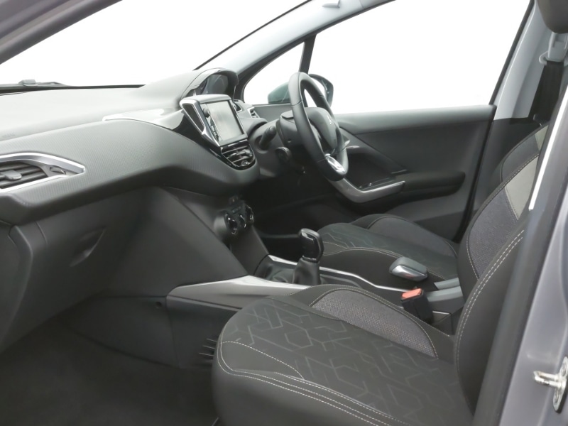 Used Peugeot 2008 2018 for sale - 77448689: Photo 5