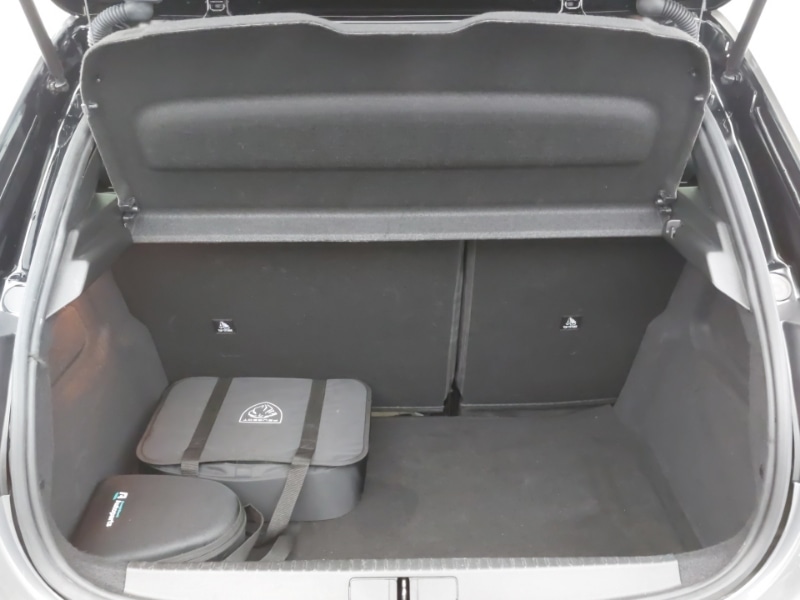 Used Peugeot 208 2024 for sale - 76975134: Photo 8