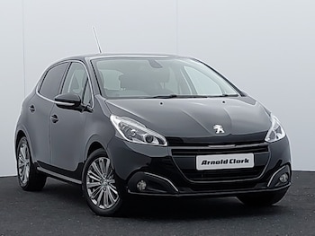 Peugeot - 208