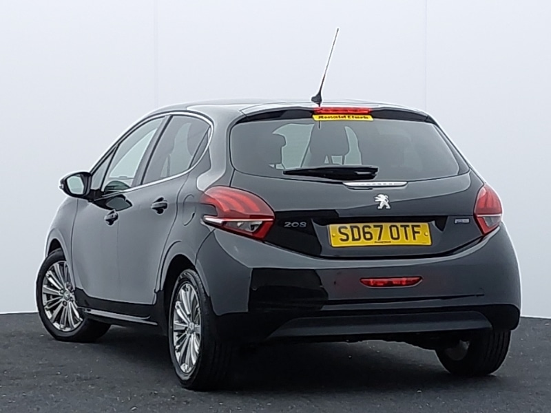 Used Peugeot 208 2017 for sale - 76651794: Photo 3