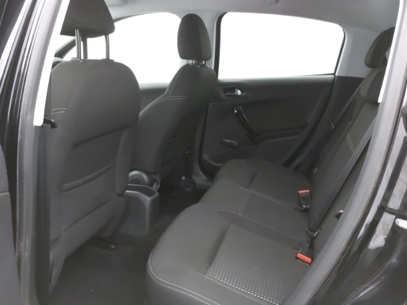 Used Peugeot 208 2017 for sale - 76651794: Photo 6