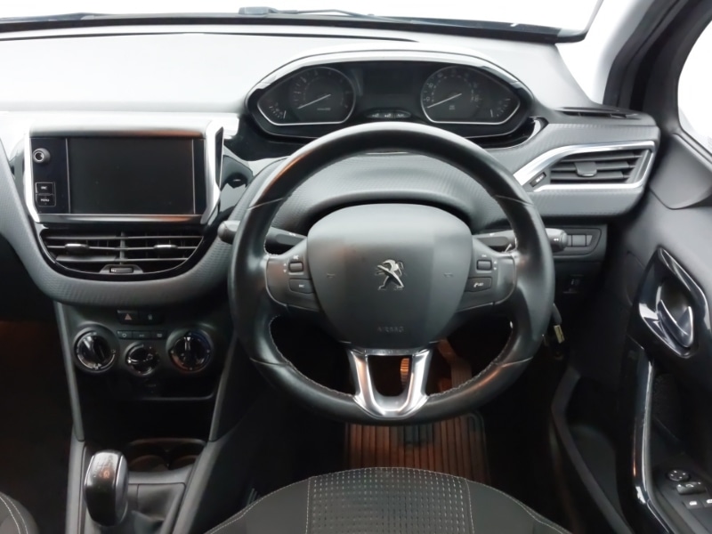 Used Peugeot 208 2017 for sale - 76651794: Photo 7