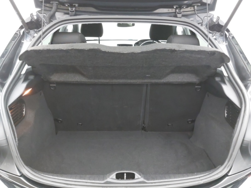 Used Peugeot 208 2017 for sale - 76651794: Photo 8