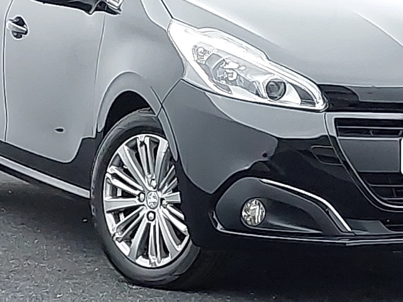 Used Peugeot 208 2017 for sale - 76651794: Photo 9