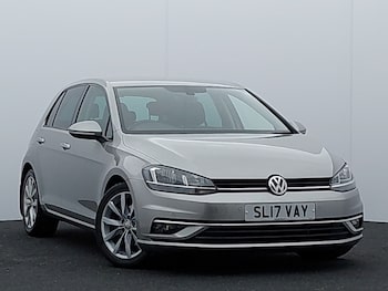 Used Volkswagen Golf 2017 for sale - 76560338: Photo