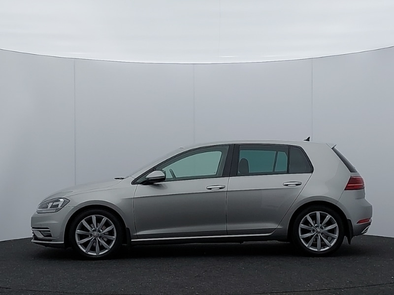 Used Volkswagen Golf 2017 for sale - 76560338: Photo 4