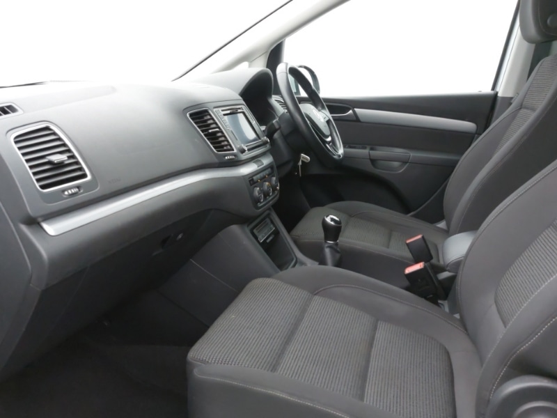 Used Volkswagen Sharan 2018 for sale - 77325198: Photo 5