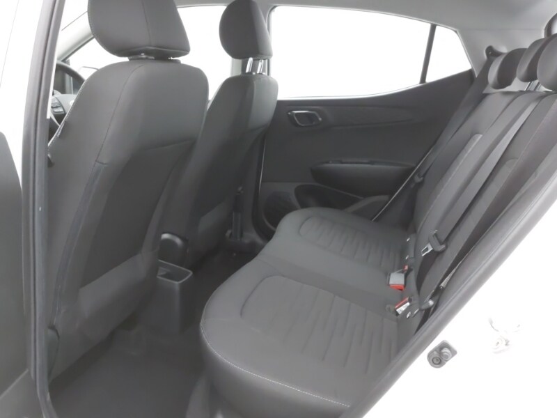 Used Hyundai i10 2021 for sale - 77751132: Photo 6