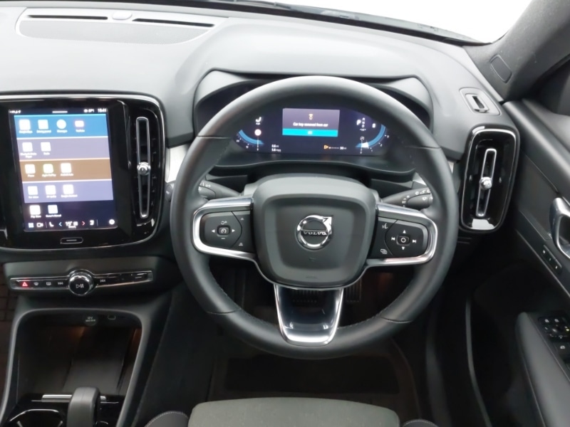 Used Volvo XC40 2023 for sale - 77373355: Photo 7