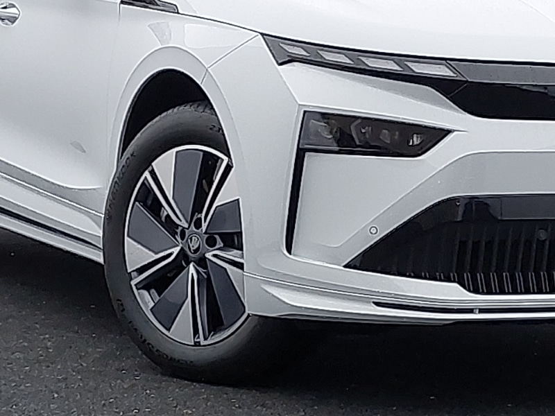 Used Skoda Enyaq 2025 for sale - 76947370: Photo 9