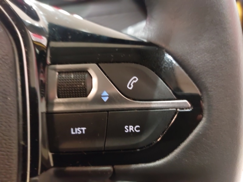 Used Peugeot 208 2023 for sale - 77596429: Photo 14