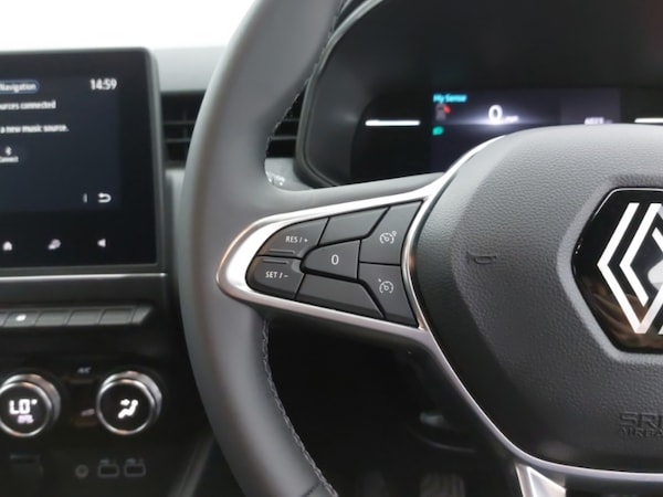 Used Renault Clio 2024 for sale - 76169614: Photo 16