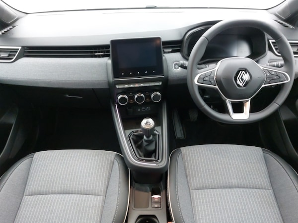 Used Renault Clio 2024 for sale - 76169614: Photo 2