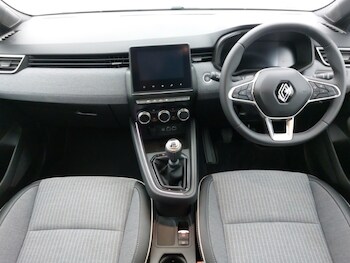 Used Renault Clio 2024 for sale - 76169614: Photo 2