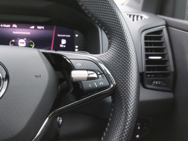 Used Skoda Karoq 2024 for sale - 77304364: Photo 18