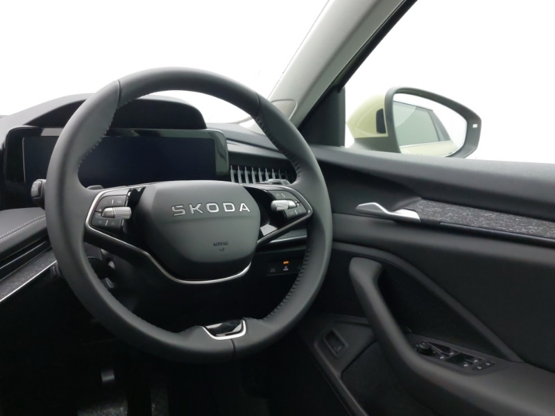 Used Skoda Superb 2025 for sale - 77123181: Photo 10