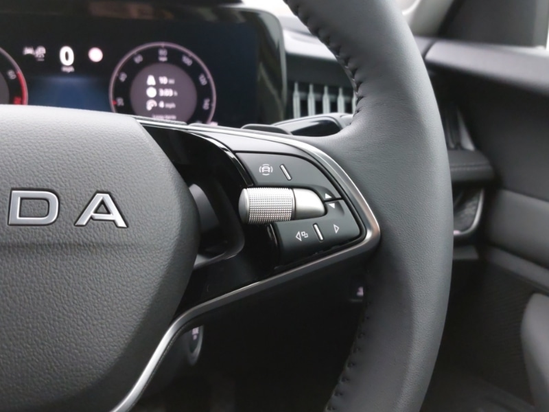 Used Skoda Superb 2025 for sale - 77123181: Photo 17