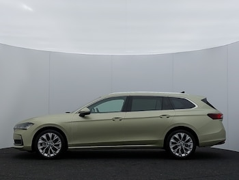 Used Skoda Superb 2025 for sale - 77123181: Photo