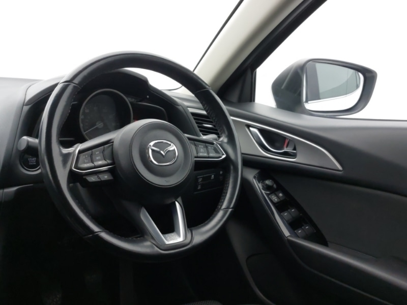 Used Mazda Mazda3 2018 for sale - 76602612: Photo 10