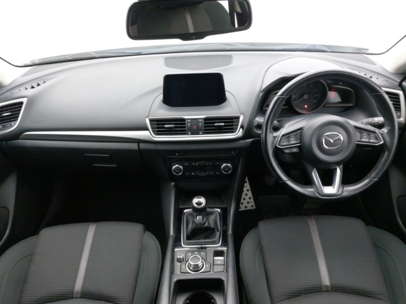 Used Mazda Mazda3 2018 for sale - 76602612: Photo 2