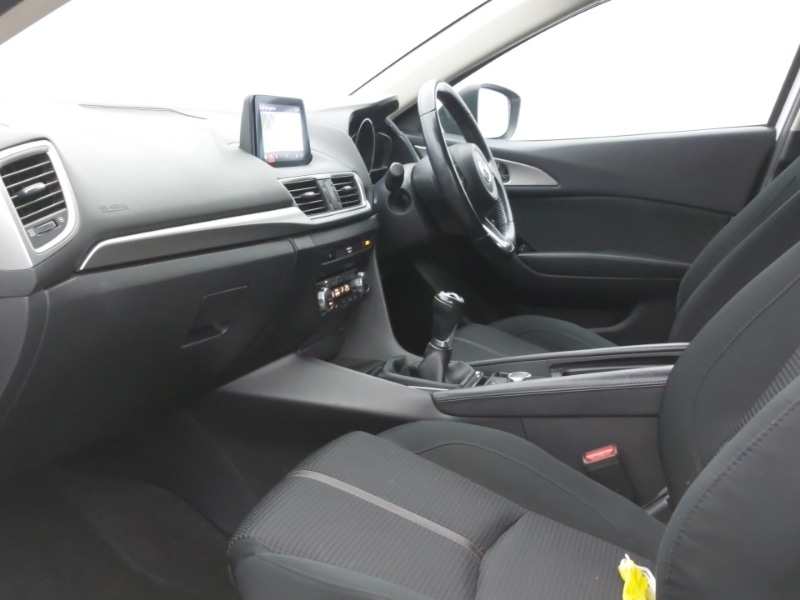 Used Mazda Mazda3 2018 for sale - 76602612: Photo 5