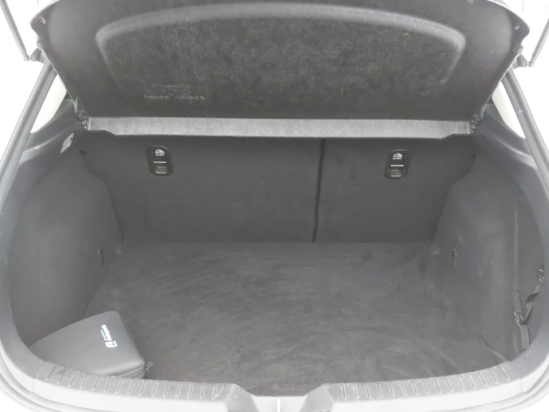 Used Mazda Mazda3 2018 for sale - 76602612: Photo 8