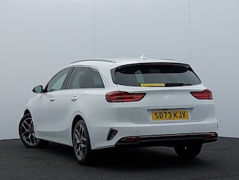 Used Kia Ceed 2023 for sale - 77503178: Photo