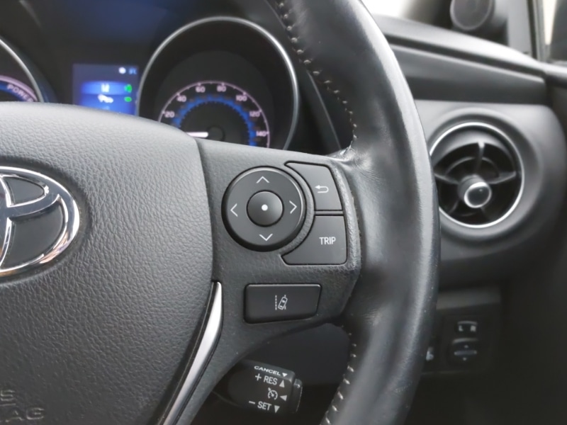 Used Toyota Auris 2016 for sale - 77202088: Photo 18