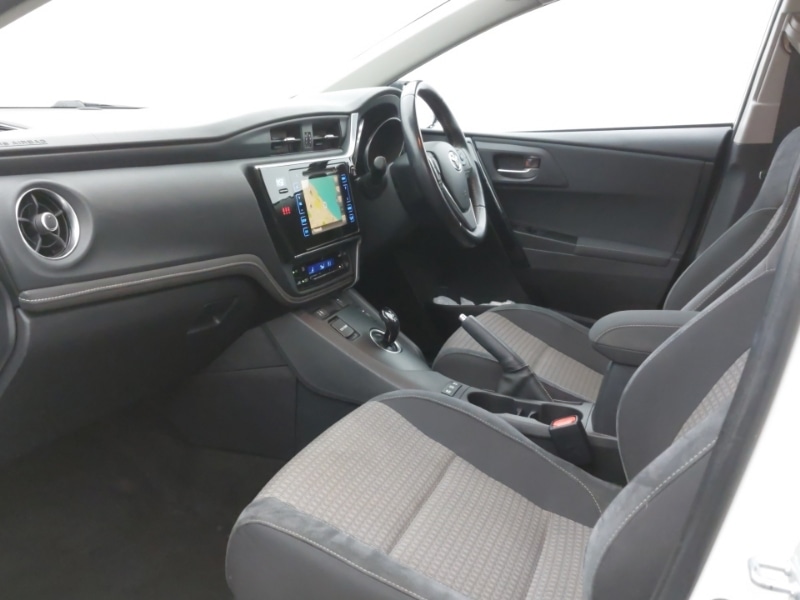 Used Toyota Auris 2016 for sale - 77202088: Photo 5