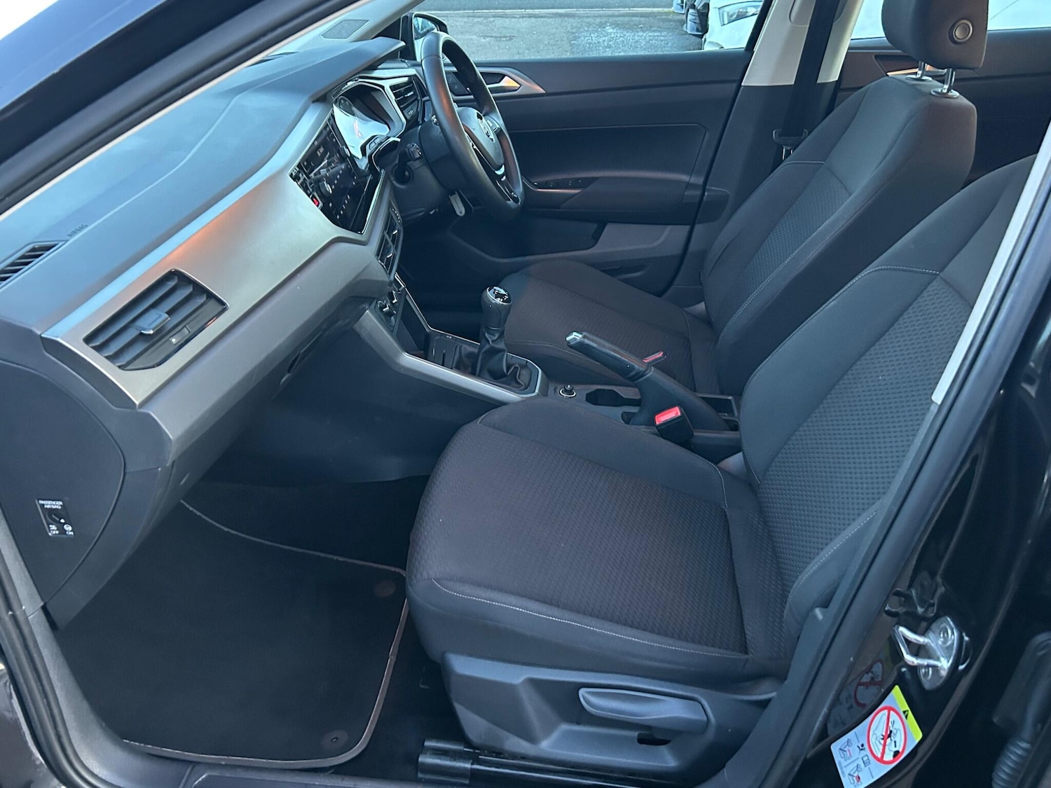 Used Volkswagen Polo 2018 for sale - 76801732: Photo 13