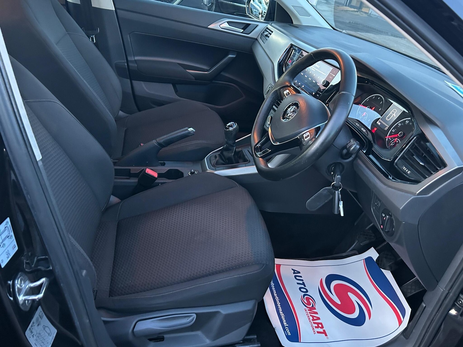 Used Volkswagen Polo 2018 for sale - 76801732: Photo 9