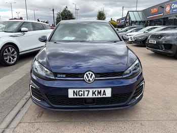 Used Volkswagen Golf 2017 for sale - 79657171: Photo