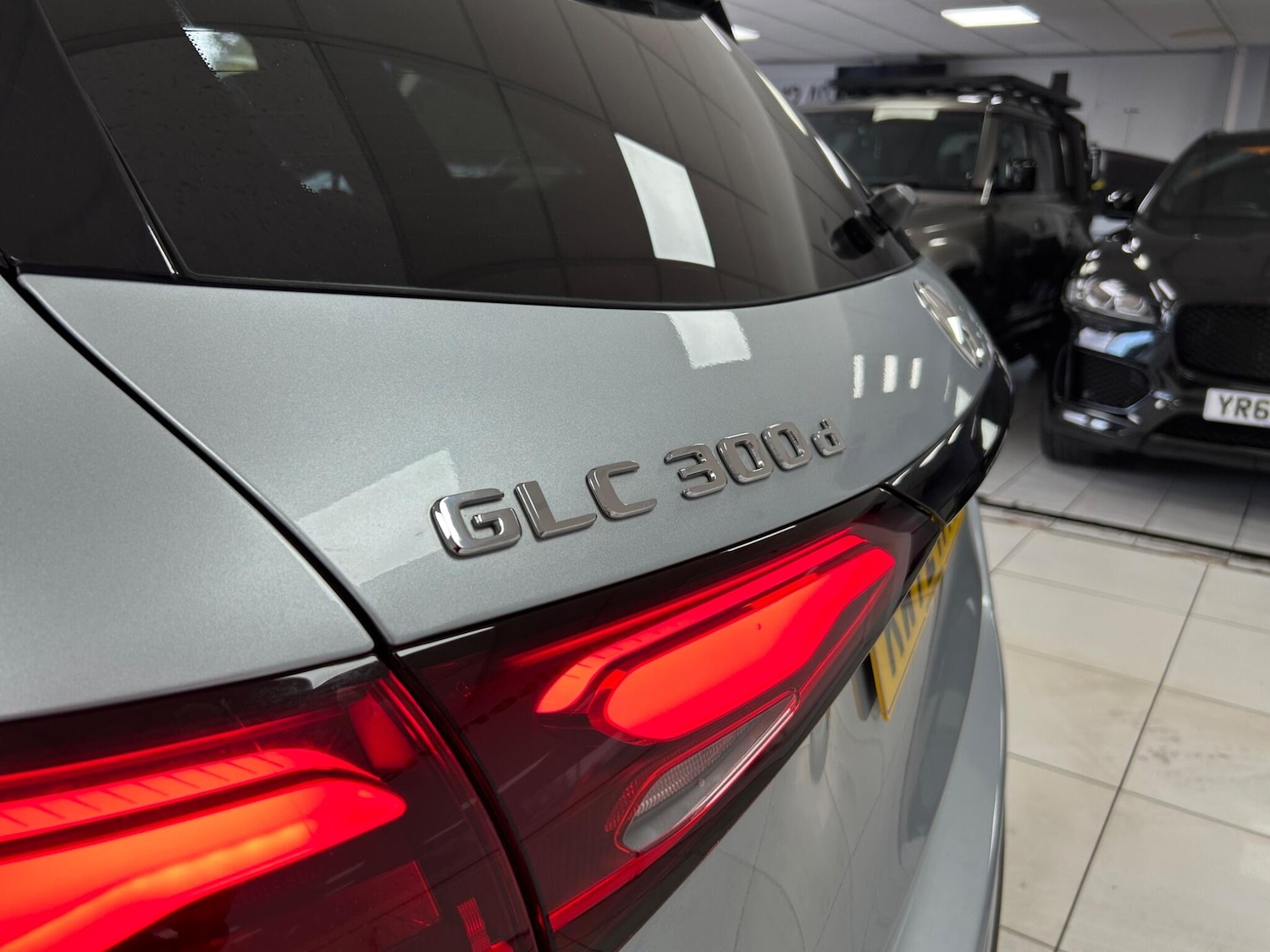 Used Mercedes-Benz GLC 2023 for sale - 77657712: Photo 81