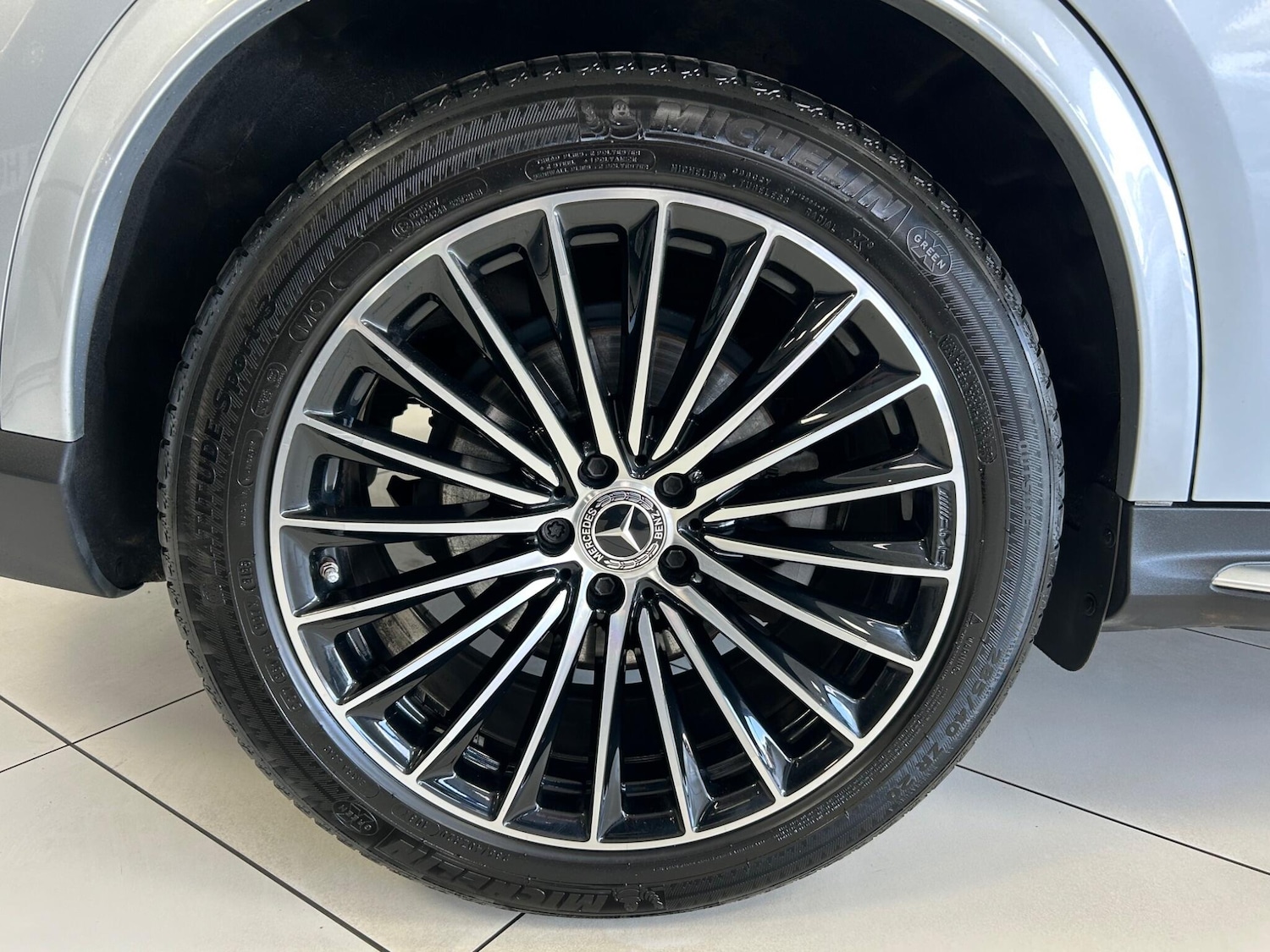 Used Mercedes-Benz GLC 2023 for sale - 77657712: Photo 95