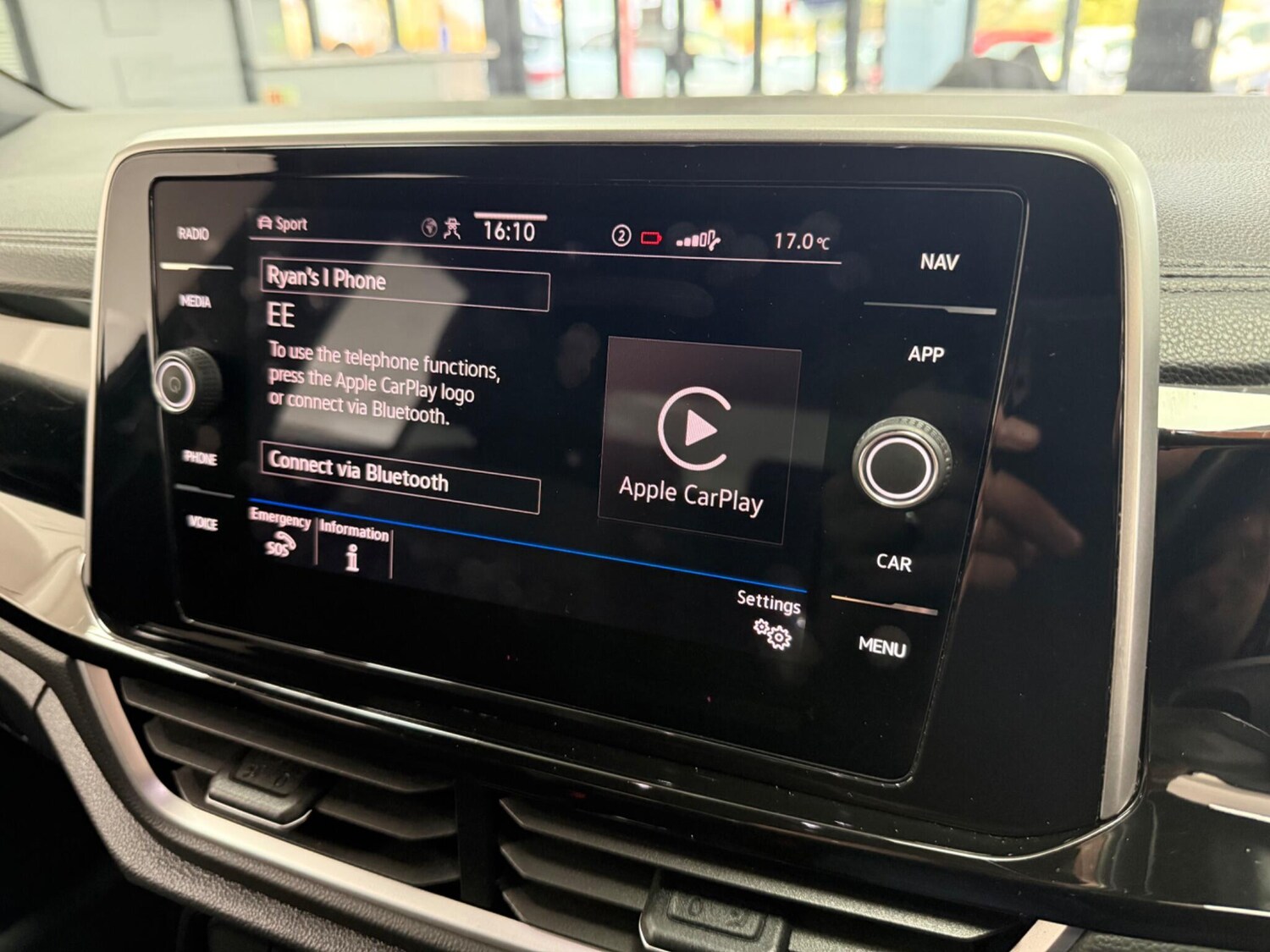 Used Volkswagen T-Roc 2024 for sale - 77425732: Photo 35