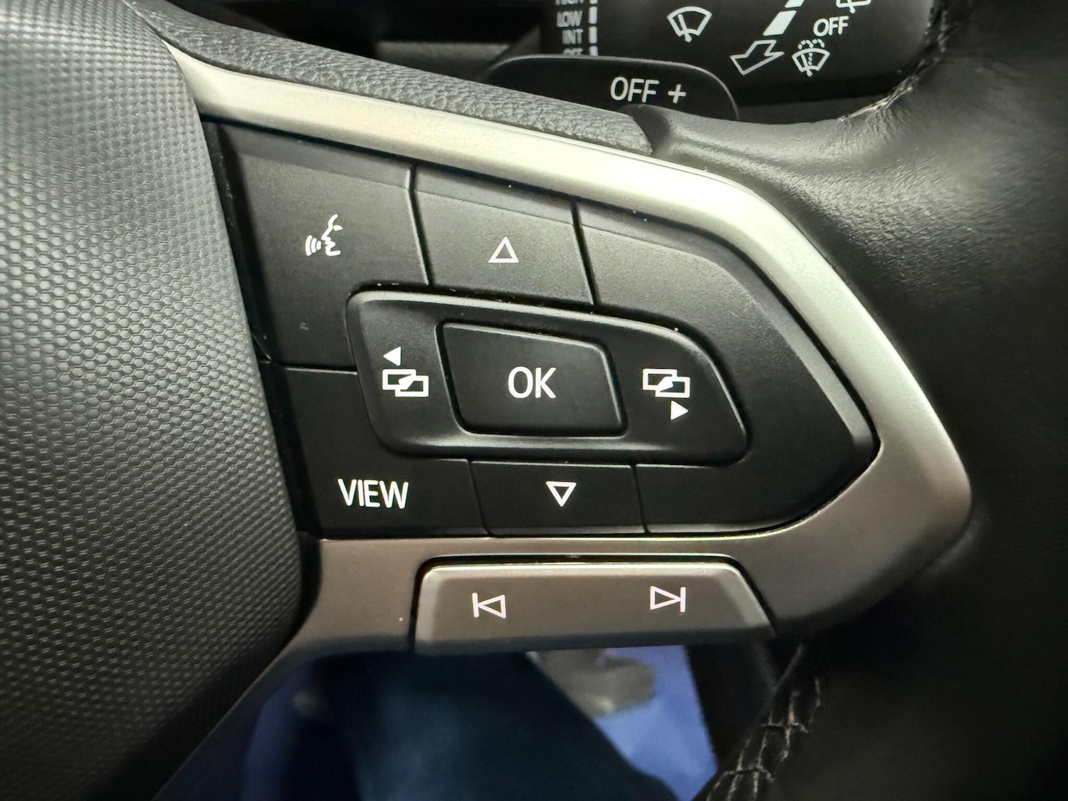 Used Volkswagen T-Roc 2024 for sale - 77425732: Photo 42